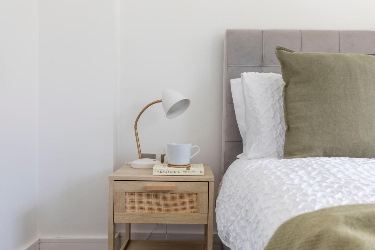 Modern Luxe Apt Just 10 Mins From Tower Bridge! Easy Access To Tube And Bus London Ngoại thất bức ảnh