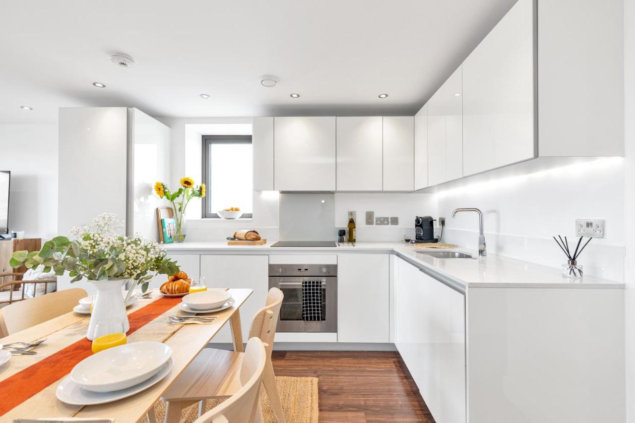 Modern Luxe Apt Just 10 Mins From Tower Bridge! Easy Access To Tube And Bus London Ngoại thất bức ảnh