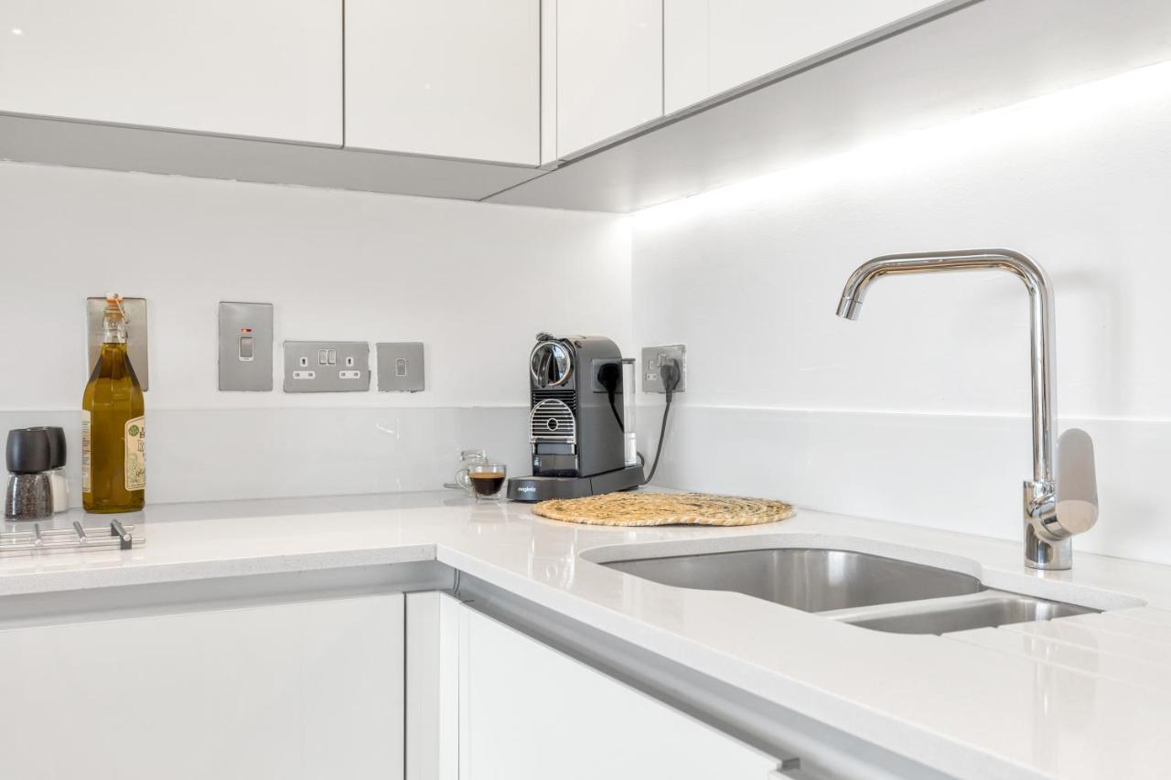 Modern Luxe Apt Just 10 Mins From Tower Bridge! Easy Access To Tube And Bus London Ngoại thất bức ảnh