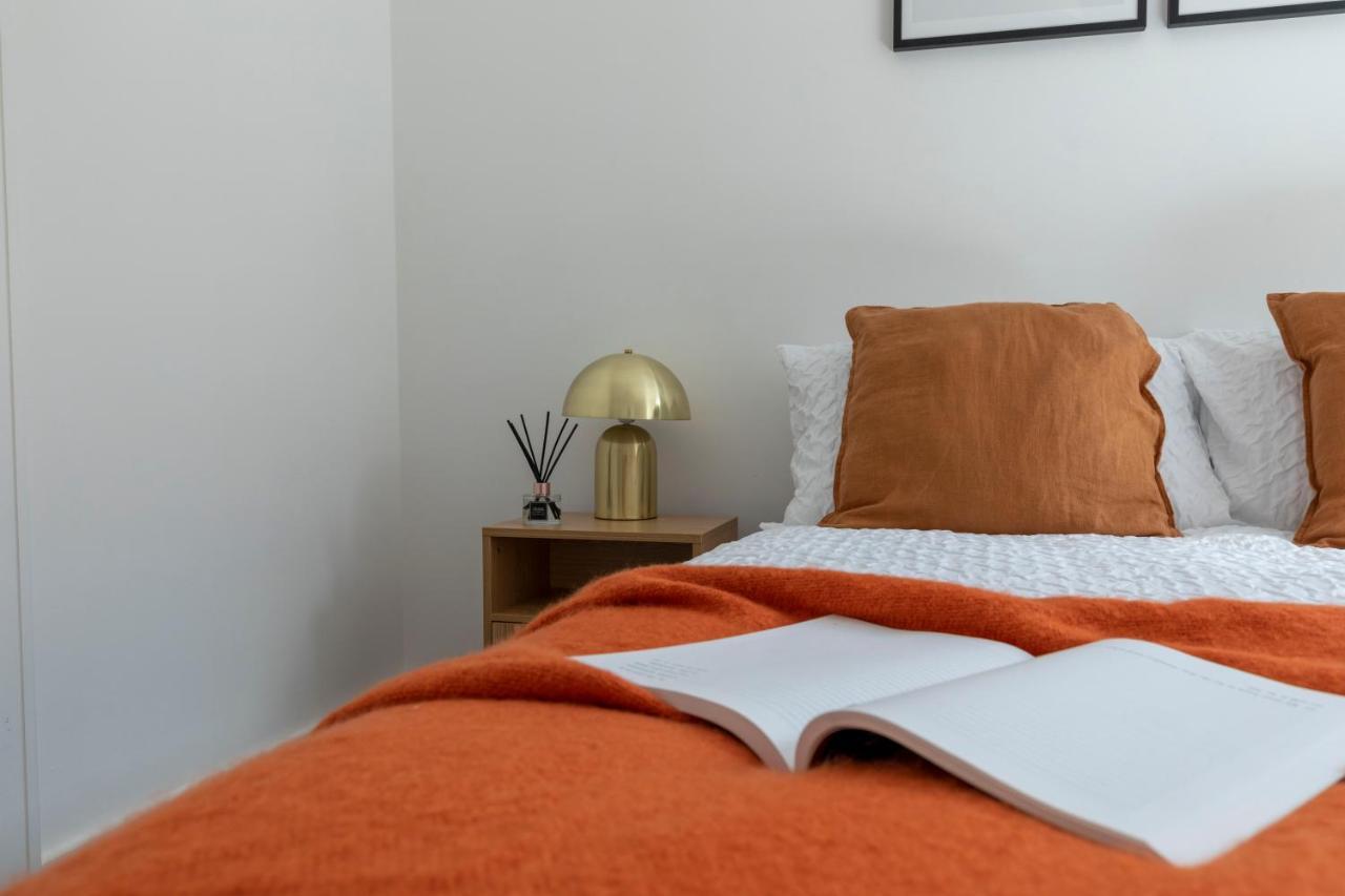 Modern Luxe Apt Just 10 Mins From Tower Bridge! Easy Access To Tube And Bus London Ngoại thất bức ảnh