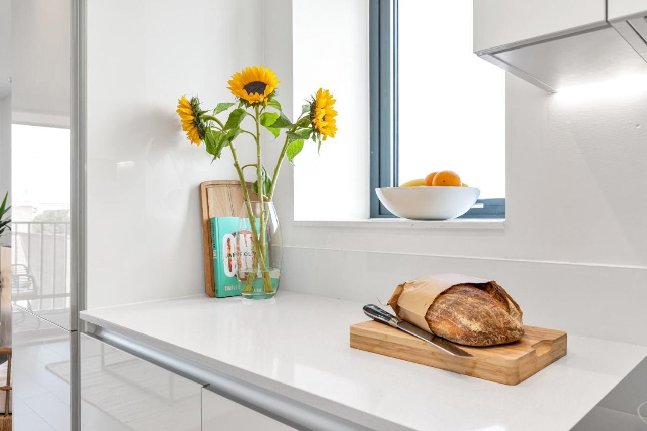 Modern Luxe Apt Just 10 Mins From Tower Bridge! Easy Access To Tube And Bus London Ngoại thất bức ảnh